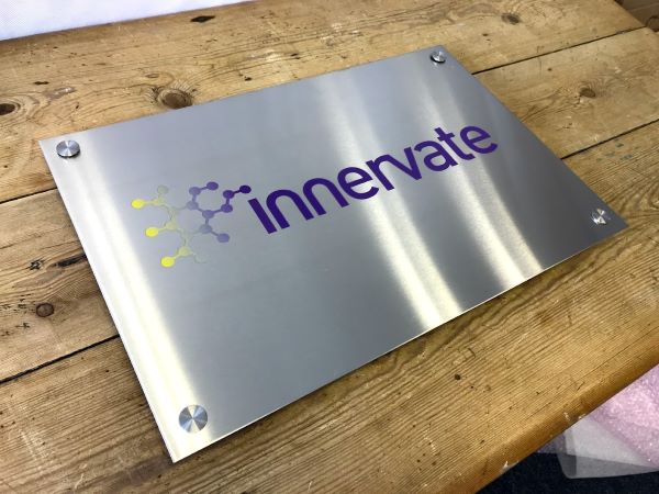 316-marine-grade-brushed-stainless-steel-engraved-etched-sign-with-full-colour-inovate-company-logo-01