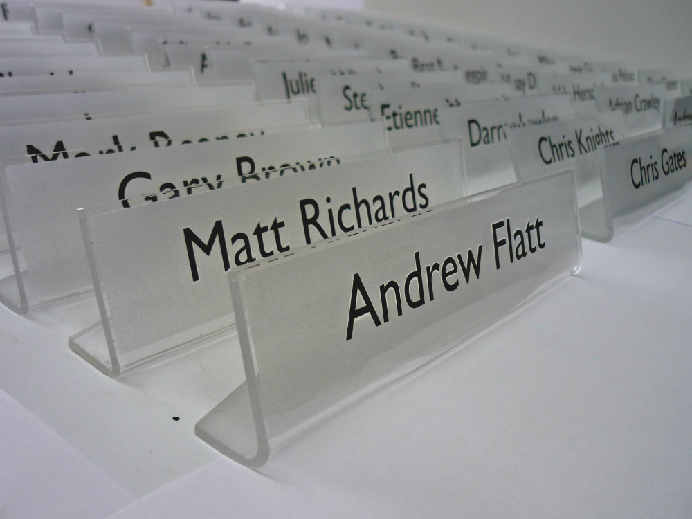freestanding desk nameplates